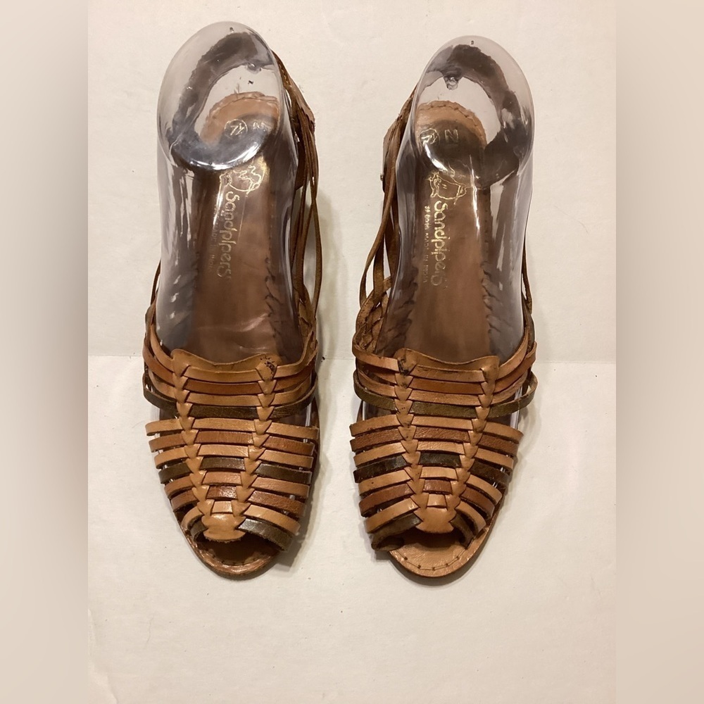Sandpiper Sandals Size 7.5